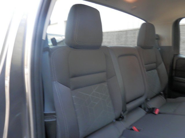 Used 2025 Nissan Frontier SV AWD/4WD image 35