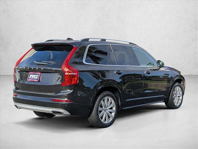 Used 2017 Volvo XC90 T6 Momentum w/ Vision Package image 4