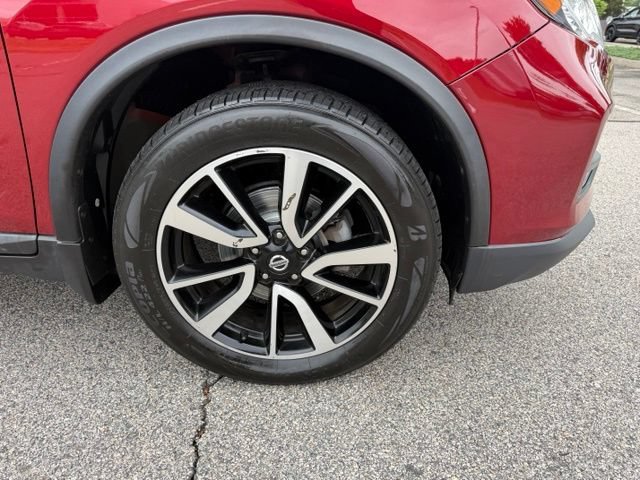 Used 2019 Nissan Rogue SL w/ Premium Package AWD/4WD image 11
