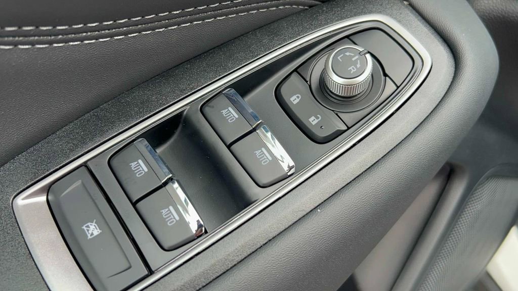 New 2025 Subaru Outback Limited image 24
