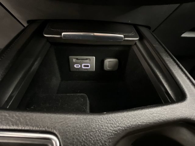 Certified 2022 Cadillac XT4 Sport AWD/4WD image 36