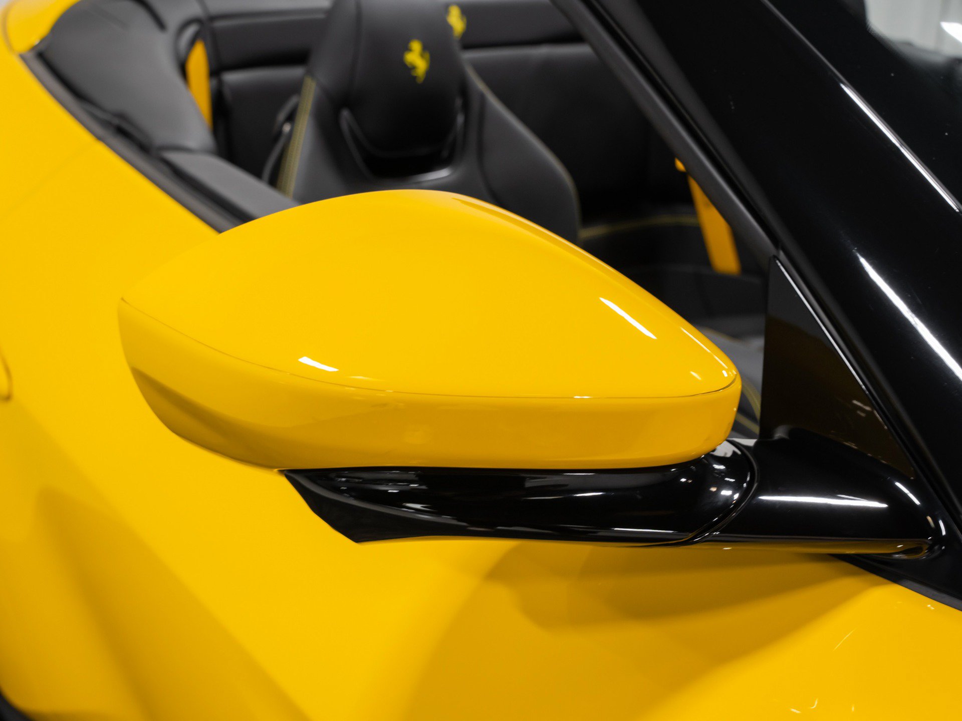 Used 2023 Ferrari Portofino M RWD image 22