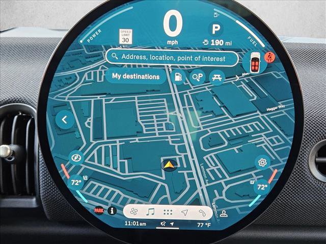 Used 2025 MINI Cooper 2-Door Hardtop image 12