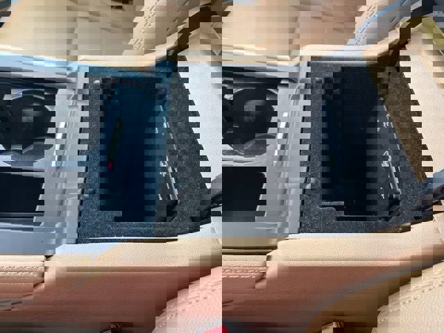 Used 2021 Jaguar F-PACE S image 35