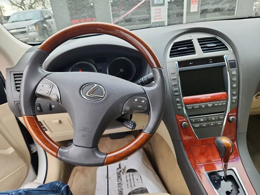 Used 2010 Lexus ES 350 image 13