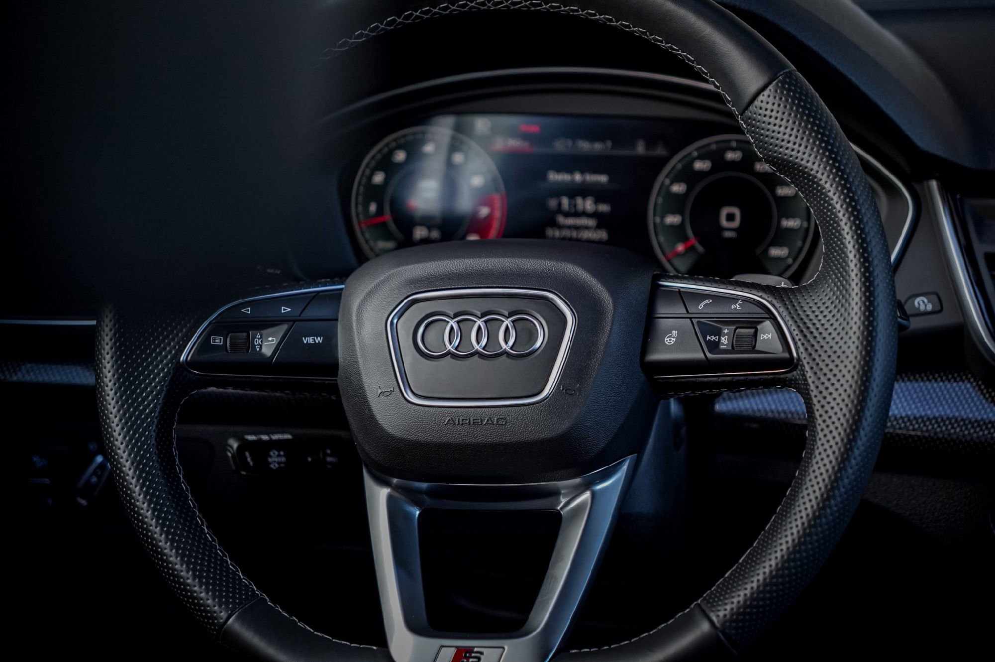 Certified 2024 Audi SQ5 Premium Plus w/ Premium Plus Package image 24