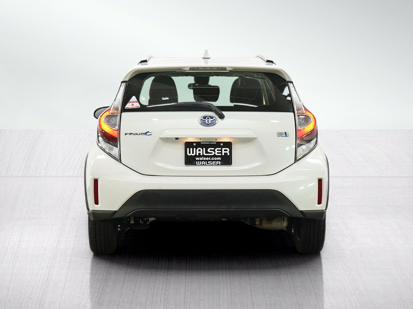 Used 2018 Toyota Prius C Two w/ Carpet Mat Package FWD image 4