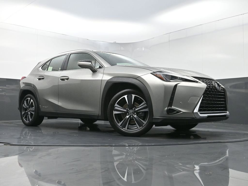 Used 2021 Lexus UX 250h w/ Accessory Package (Z2) AWD/4WD image 22