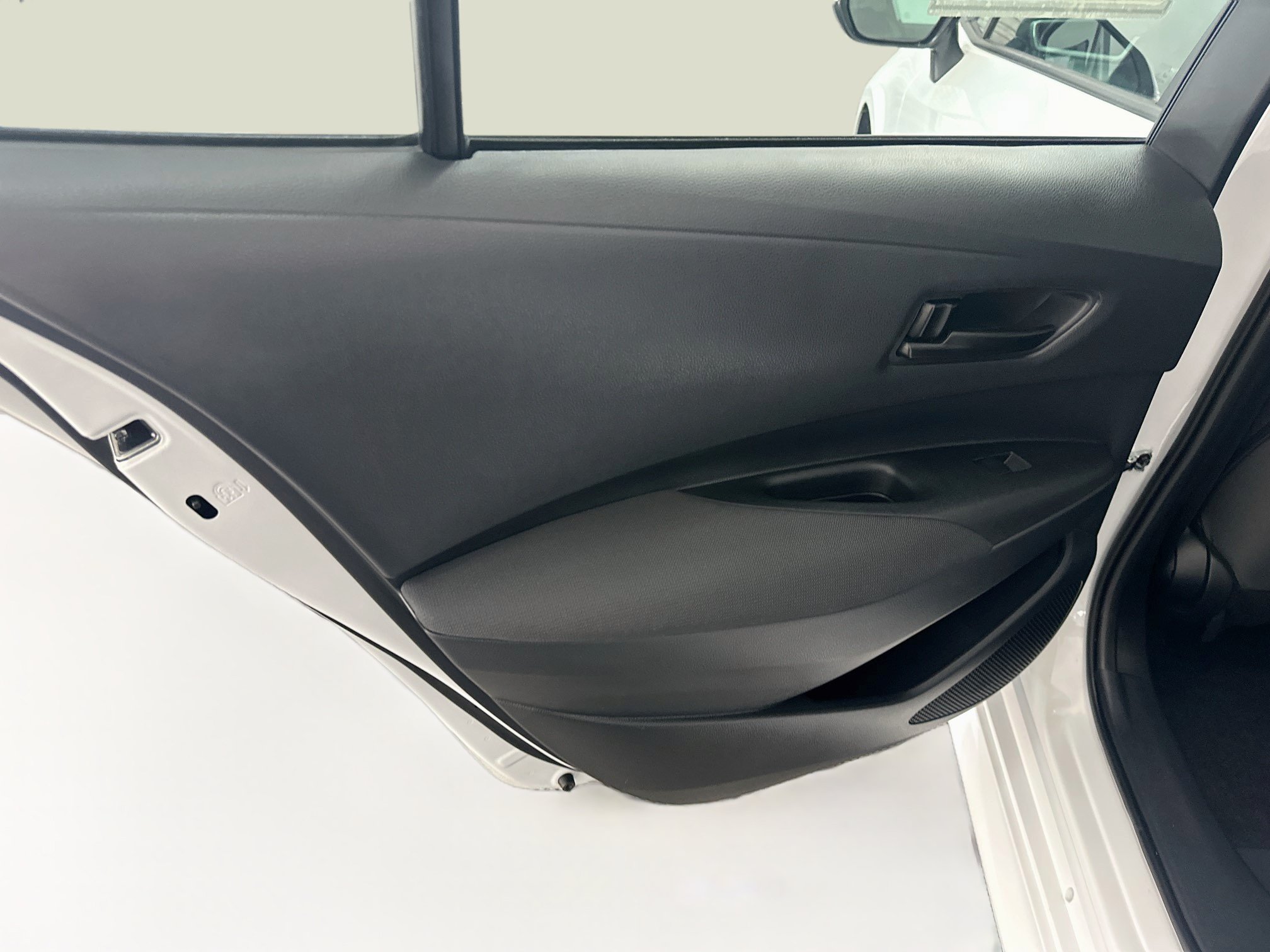 Used 2026 Toyota Corolla LE FWD image 27