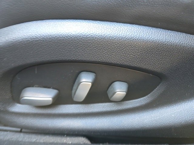 Used 2014 Cadillac XTS Luxury w/ Driver Awareness Package image 7