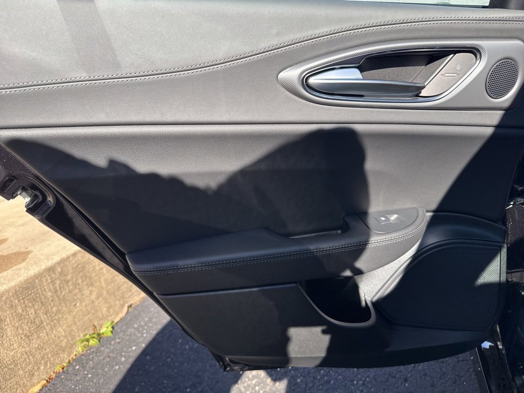 New 2025 Alfa Romeo Giulia AWD image 19