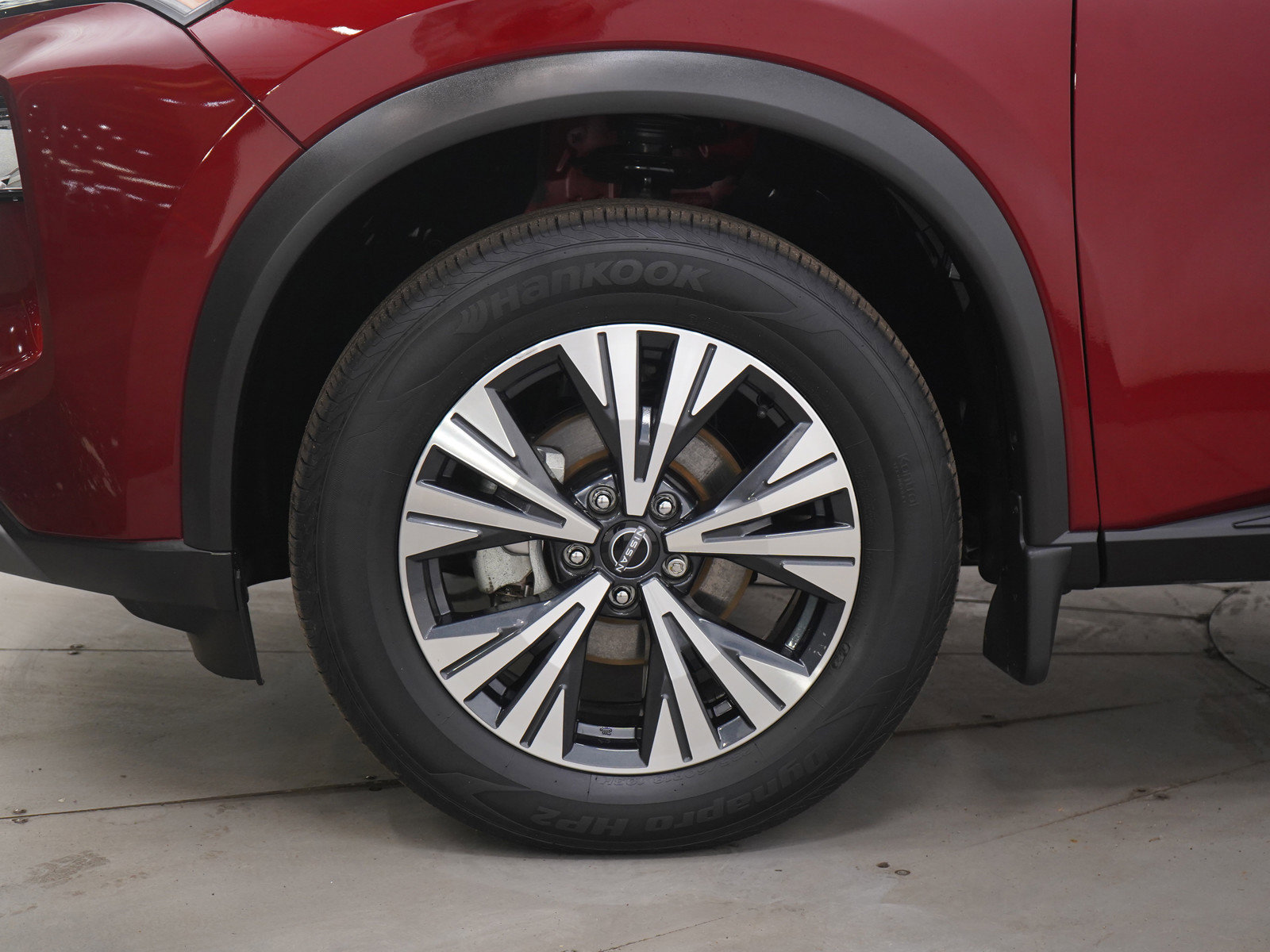 Used 2023 Nissan Rogue SV w/ SV Premium B Package image 31