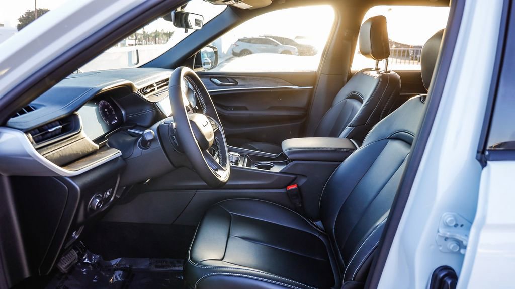 New 2026 Jeep Grand Cherokee Limited image 21