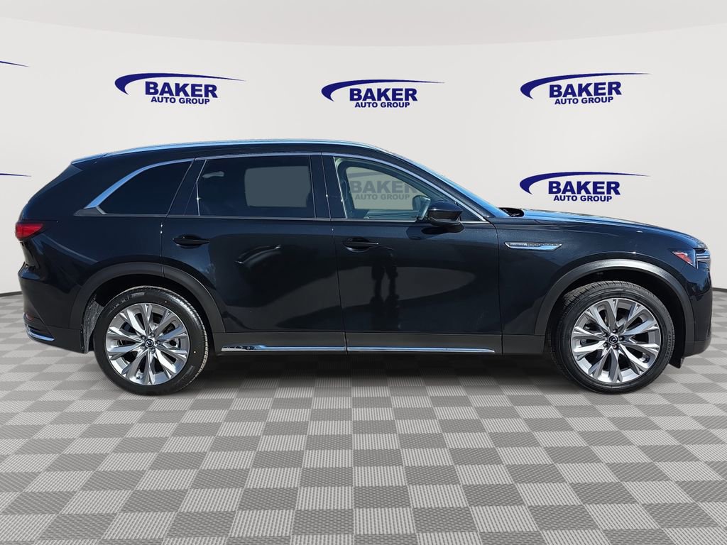 Used 2025 MAZDA CX-90 3.3 Turbo w/ Premium Plus Pkg image 2