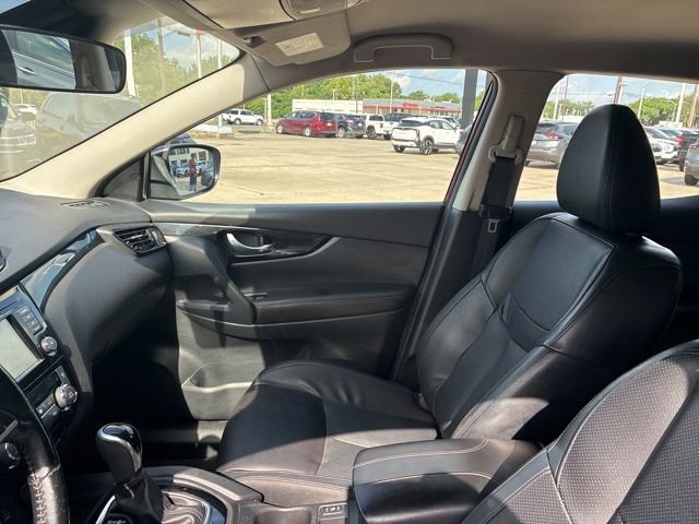 Used 2022 Nissan Rogue Sport SL image 16