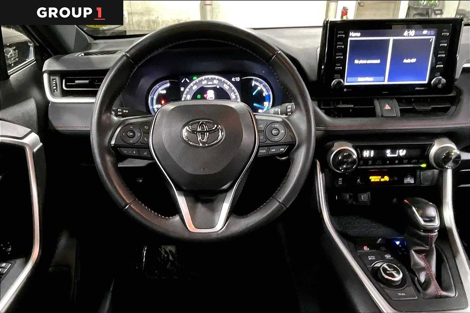 Used 2021 Toyota RAV4 SE AWD/4WD image 6