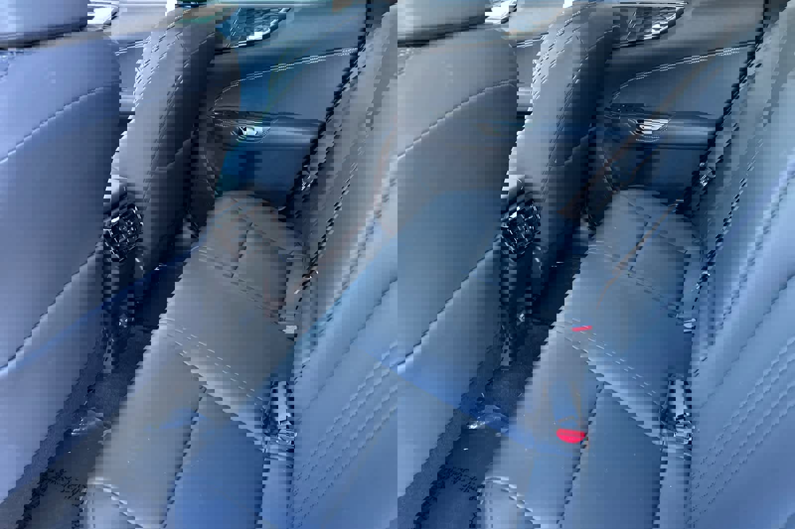 Used 2025 Lexus NX 350h AWD w/ Accessory Package (2T) image 4