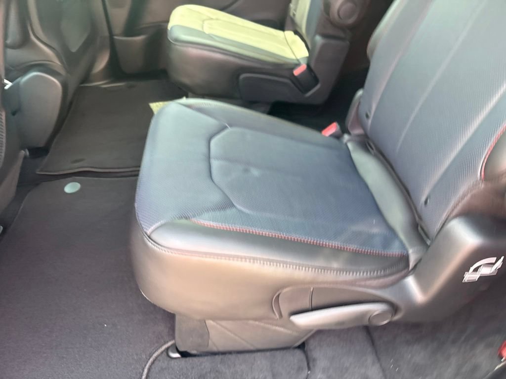 New 2027 Chrysler Pacifica Select FWD image 26