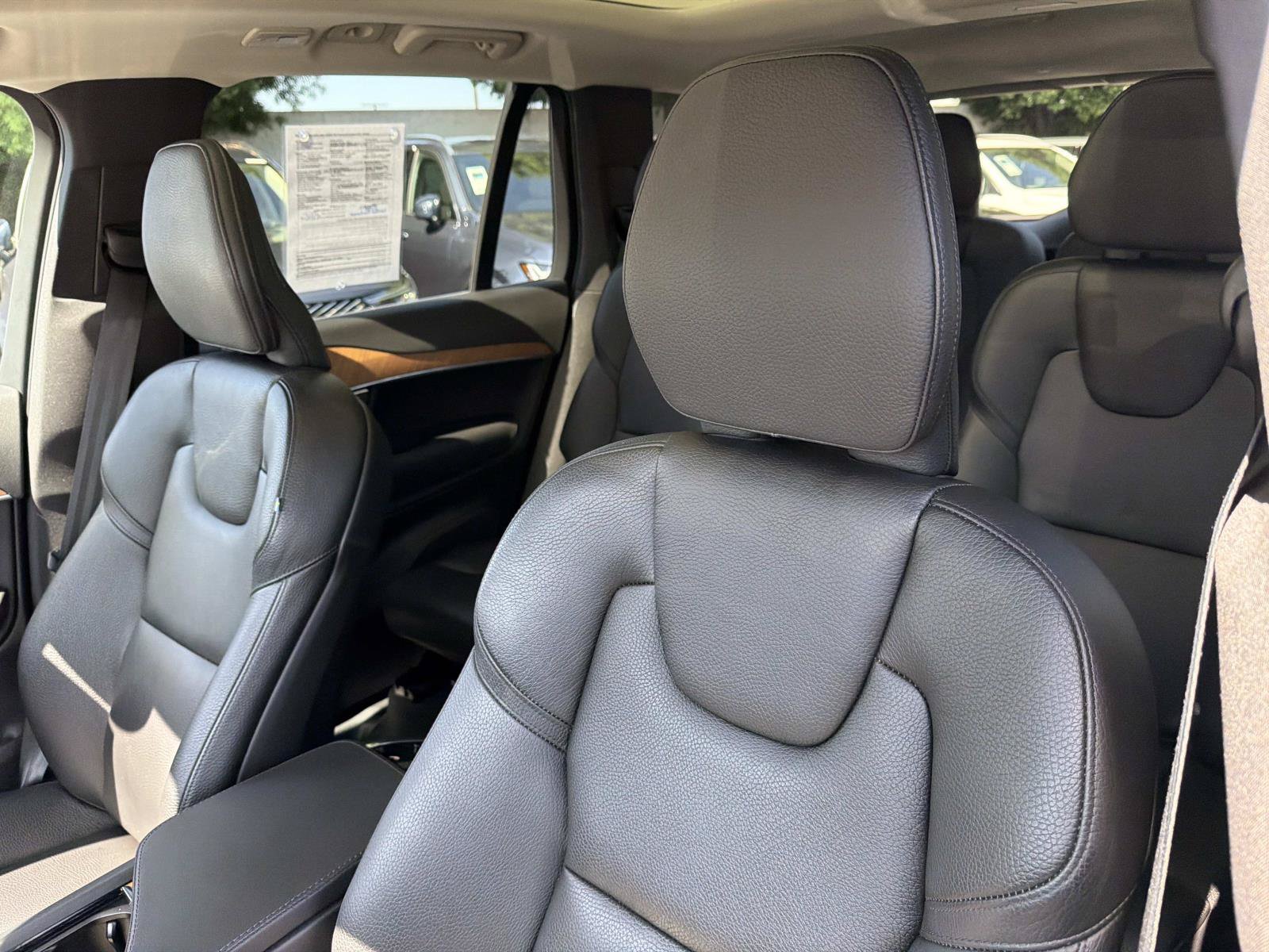 Certified 2023 Volvo XC90 B6 Plus w/ Protection Package Premier AWD/4WD image 19