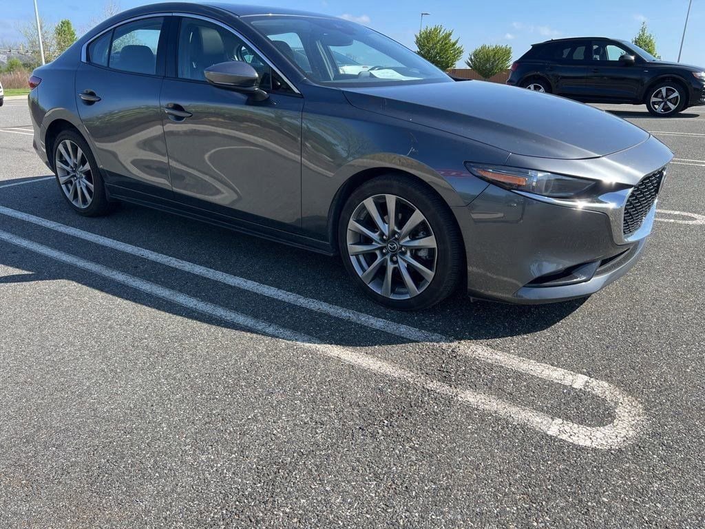 Used 2023 MAZDA MAZDA3 s image 3