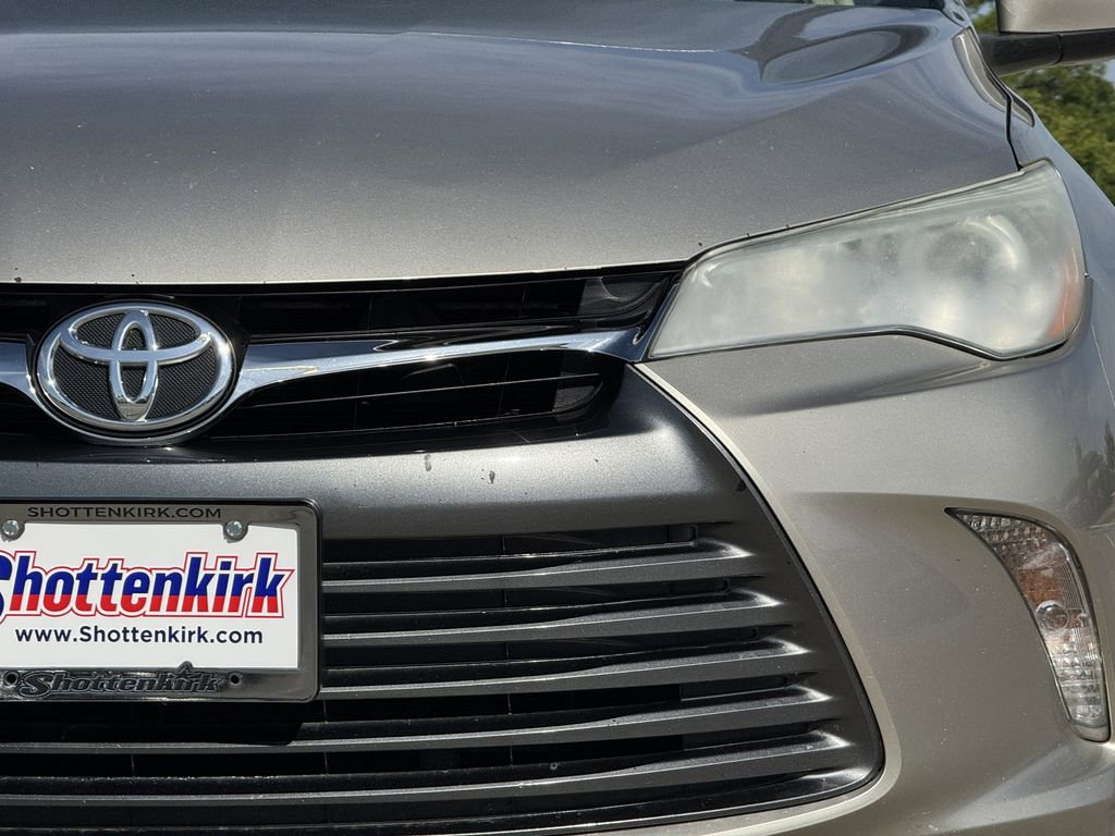 Used 2016 Toyota Camry LE FWD image 8