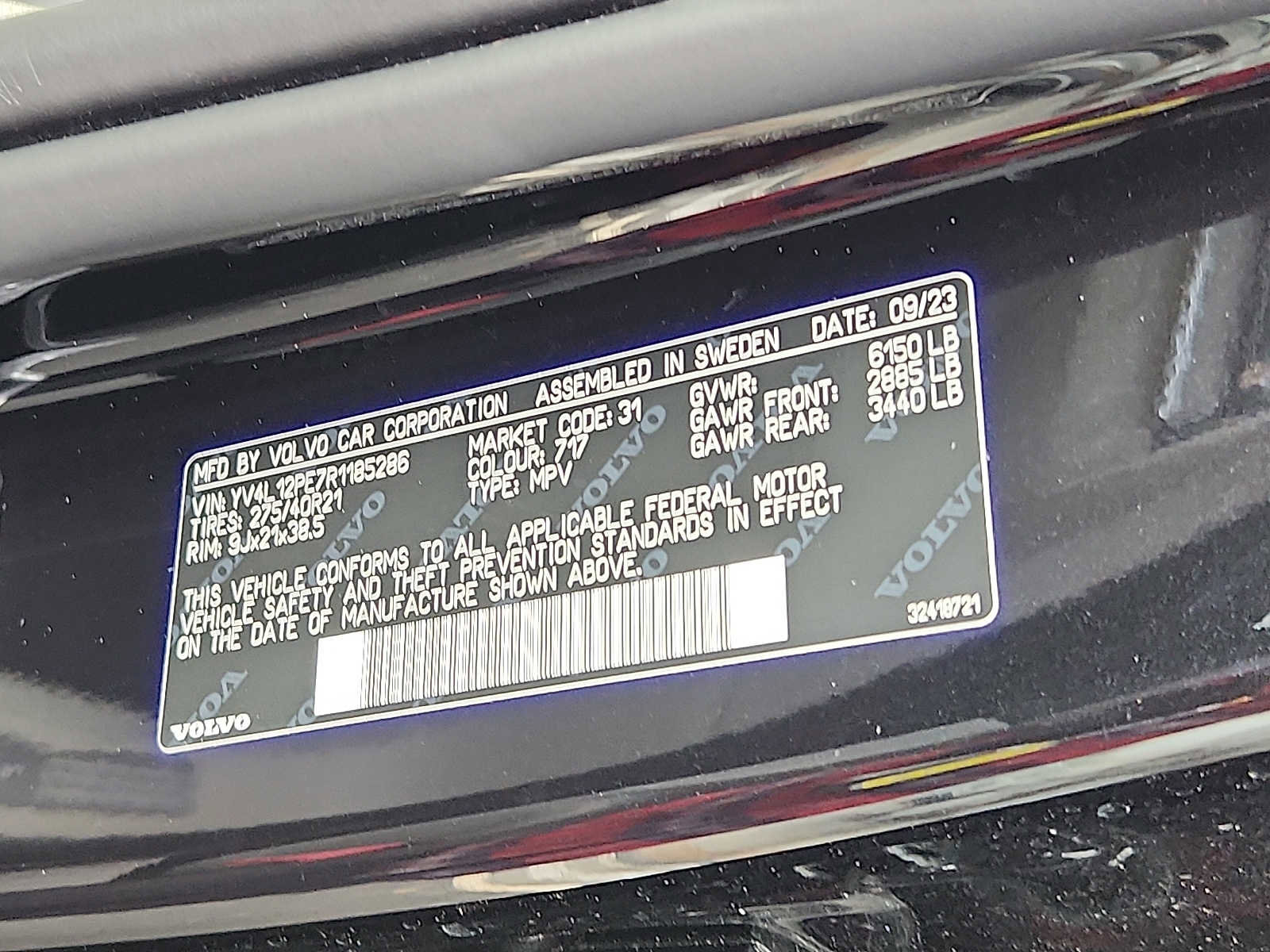 Certified 2024 Volvo XC90 B5 Plus w/ Protection Package Premier image 26