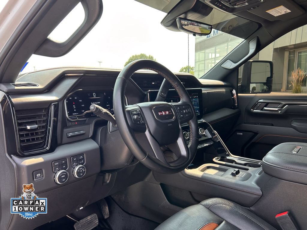 Used 2025 GMC Sierra 2500 AT4 w/ AT4 Premium Plus Package AWD/4WD image 10