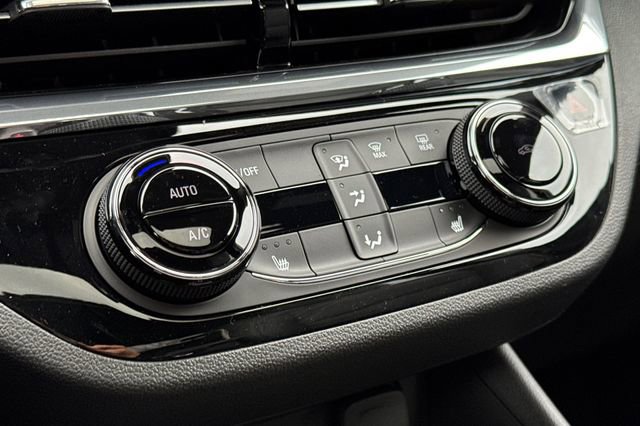 New 2026 Buick Envista Sport Touring w/ Studio Series image 22