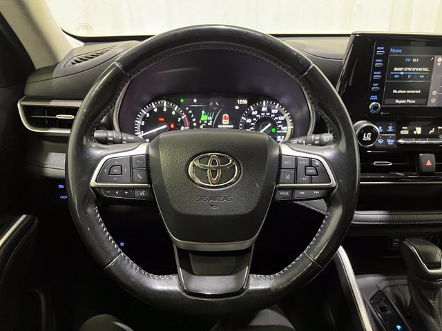 Certified 2022 Toyota Highlander XLE AWD/4WD image 21