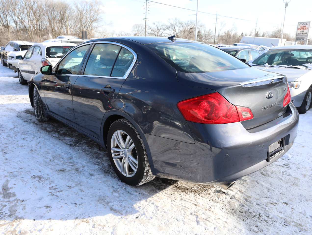 Used 2013 INFINITI G37 x w/ Premium Pkg image 8