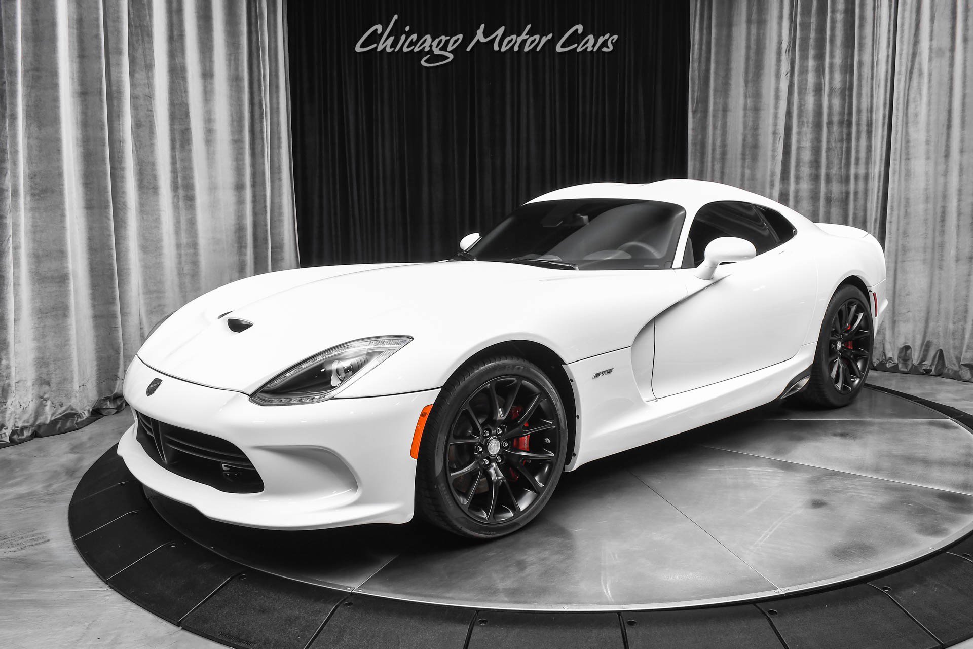 Used 2013 SRT Viper GTS w/ GTS Laguna Interior Pkg image 25
