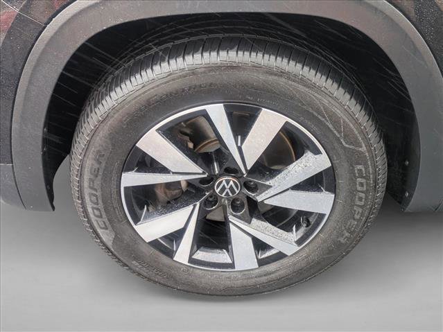 Certified 2021 Volkswagen Atlas Cross Sport SE image 10