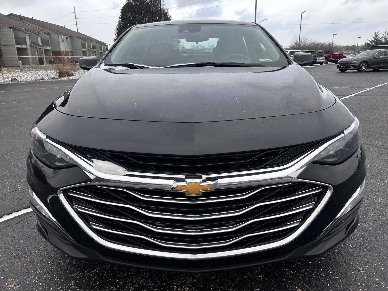 Used 2025 Chevrolet Malibu LS image 2