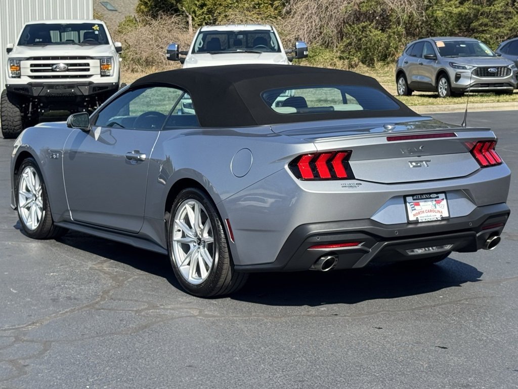 Used 2024 Ford Mustang GT Premium image 15