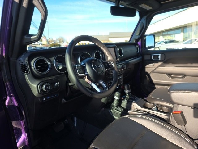 Used 2023 Jeep Wrangler Unlimited Sahara w/ Cold Weather Group image 14
