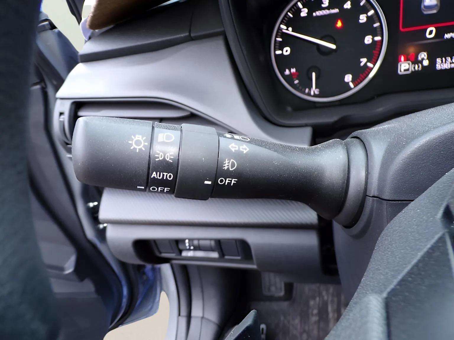 Certified 2025 Subaru Crosstrek 2.0i Premium image 14