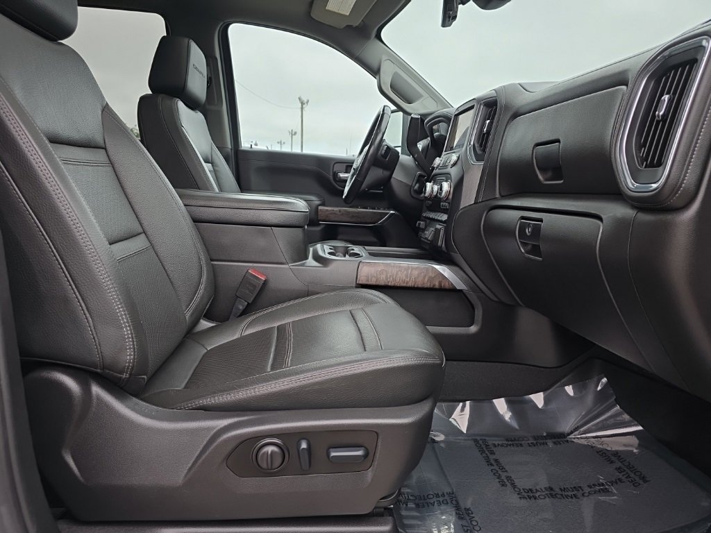 Used 2023 GMC Sierra 3500 Denali w/ Denali Ultimate Package image 20