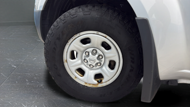 Used 2015 Nissan Frontier S RWD image 29