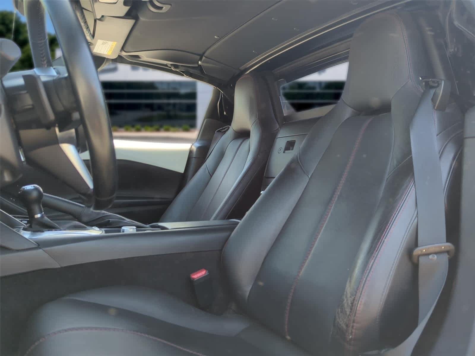 Used 2019 MAZDA MX-5 Miata RF Grand Touring RWD image 13