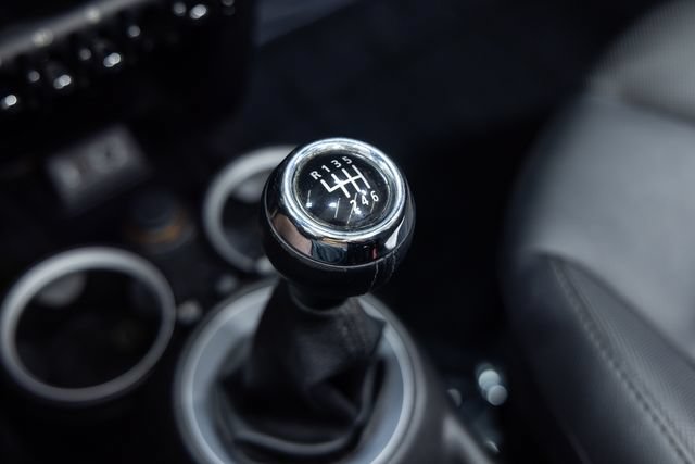 Used 2013 MINI Cooper Roadster S FWD image 17