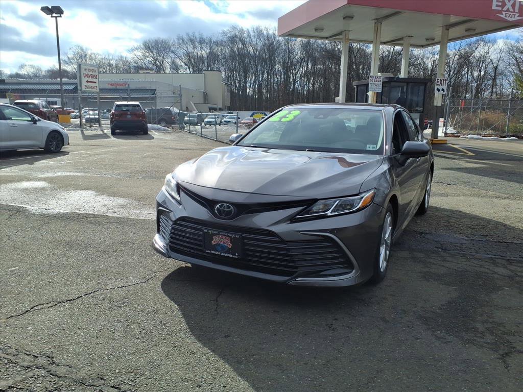 Certified 2023 Toyota Camry LE image 3