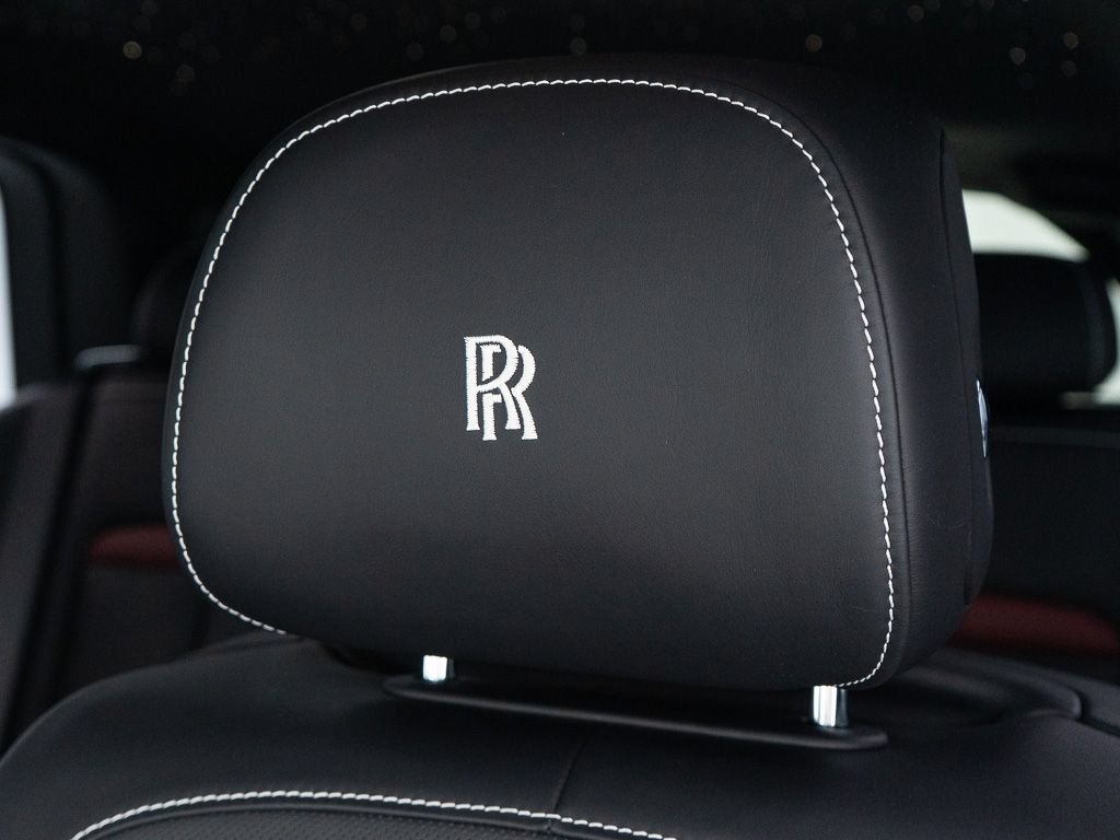 Certified 2023 Rolls-Royce Cullinan AWD/4WD image 17