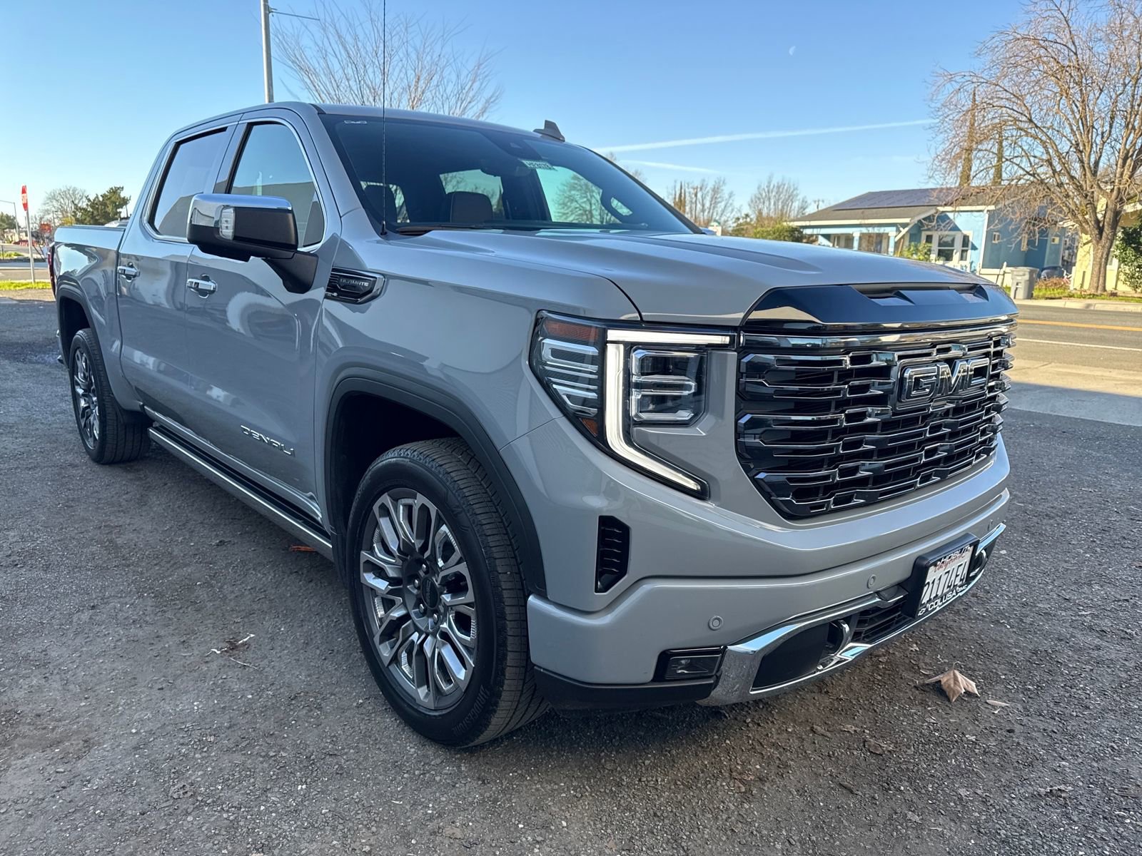 Used 2025 GMC Sierra 1500 Denali Ultimate image 7