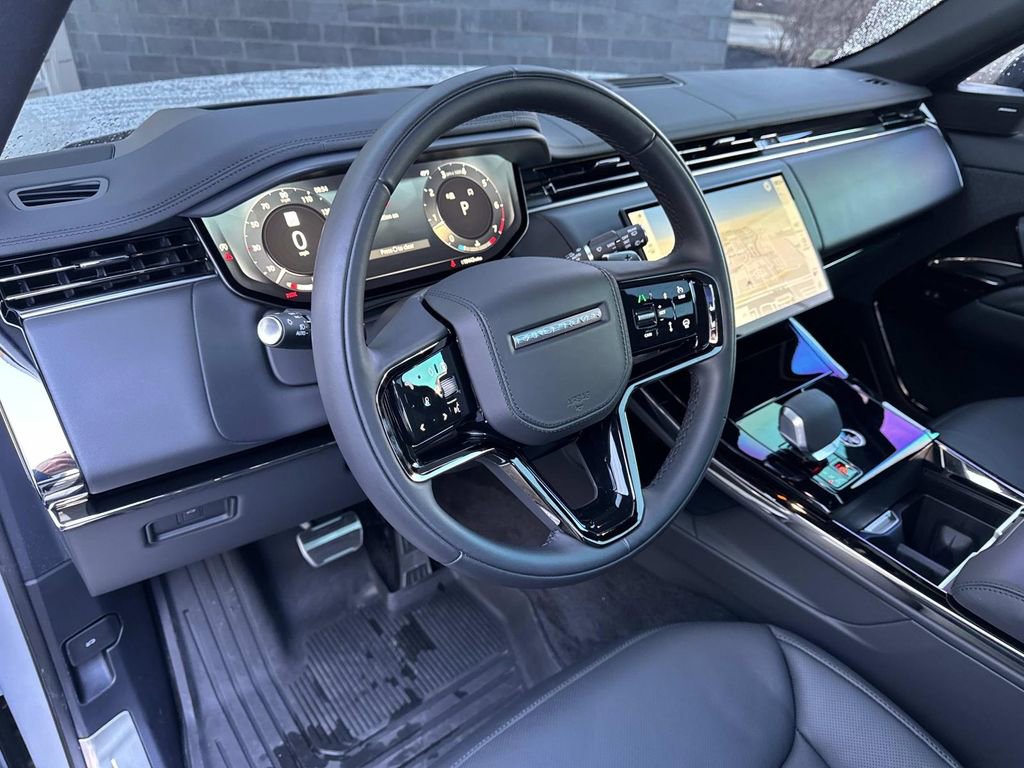 Certified 2025 Land Rover Range Rover Sport Dynamic SE image 22