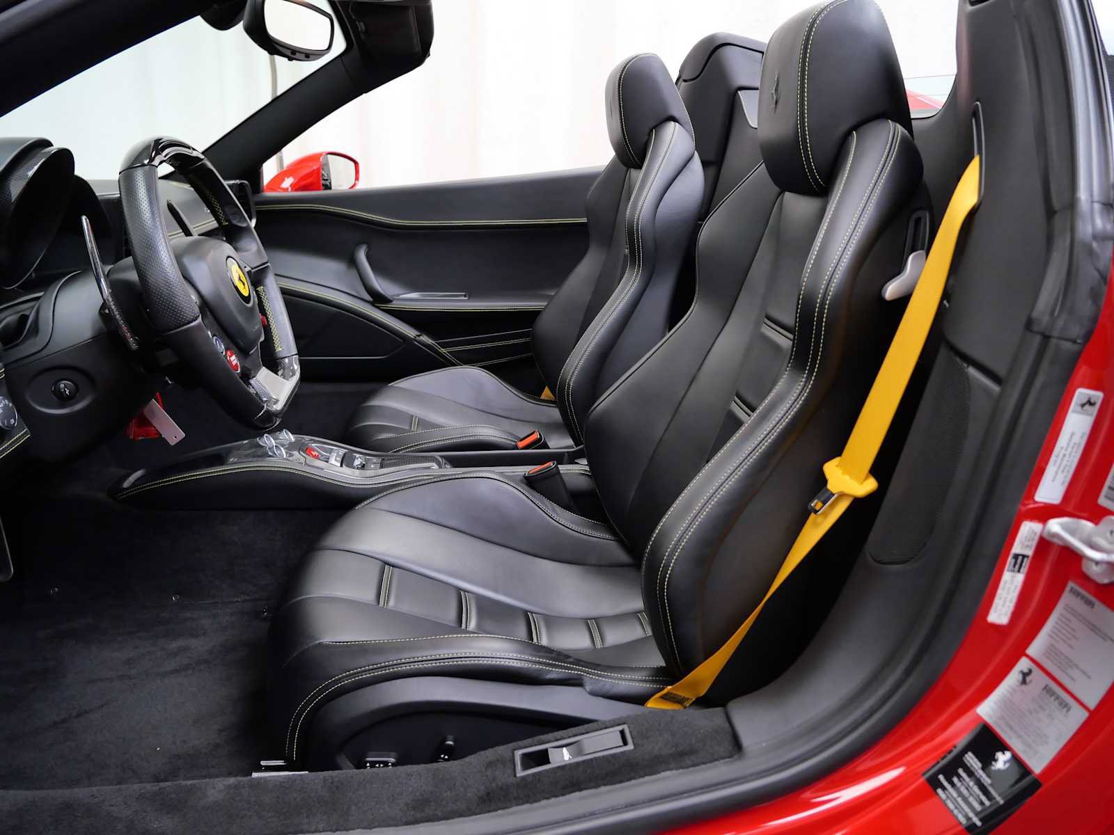 Certified 2015 Ferrari 458 Spider RWD image 18