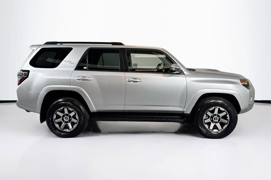 Used 2024 Toyota 4Runner TRD Off-Road Premium image 18