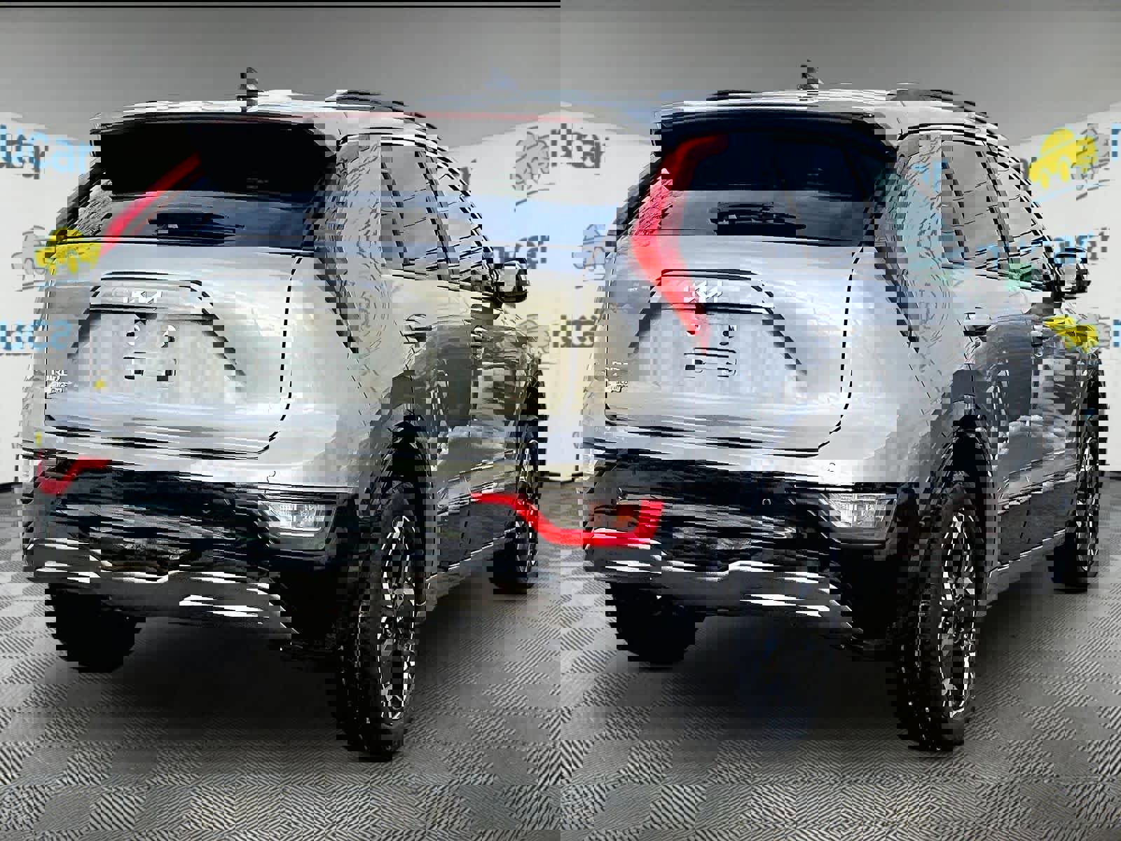 Used 2023 Kia Niro Wind w/ Wind Preserve Package image 6