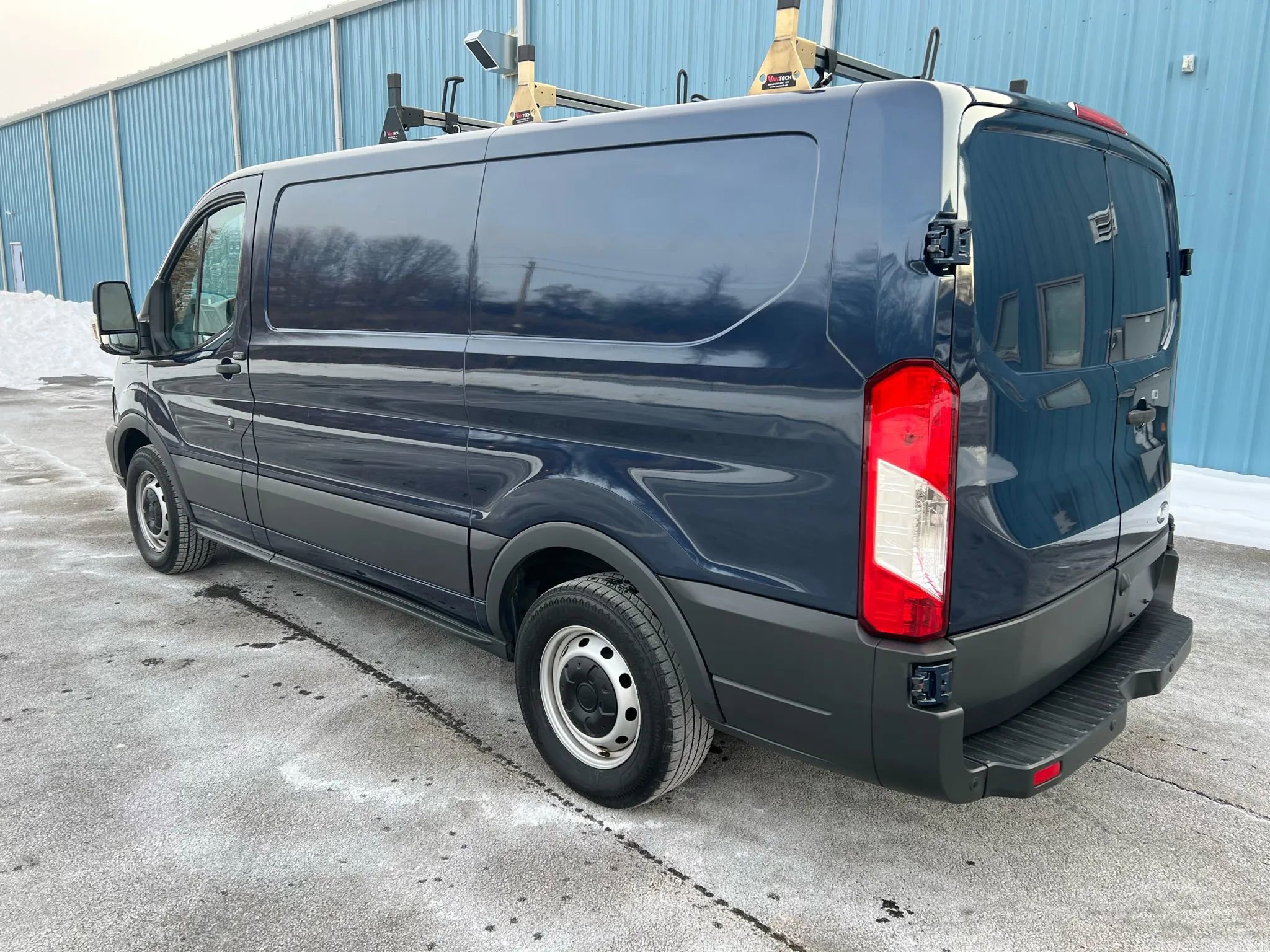 Used 2017 Ford Transit 150 130 Low Roof RWD image 6