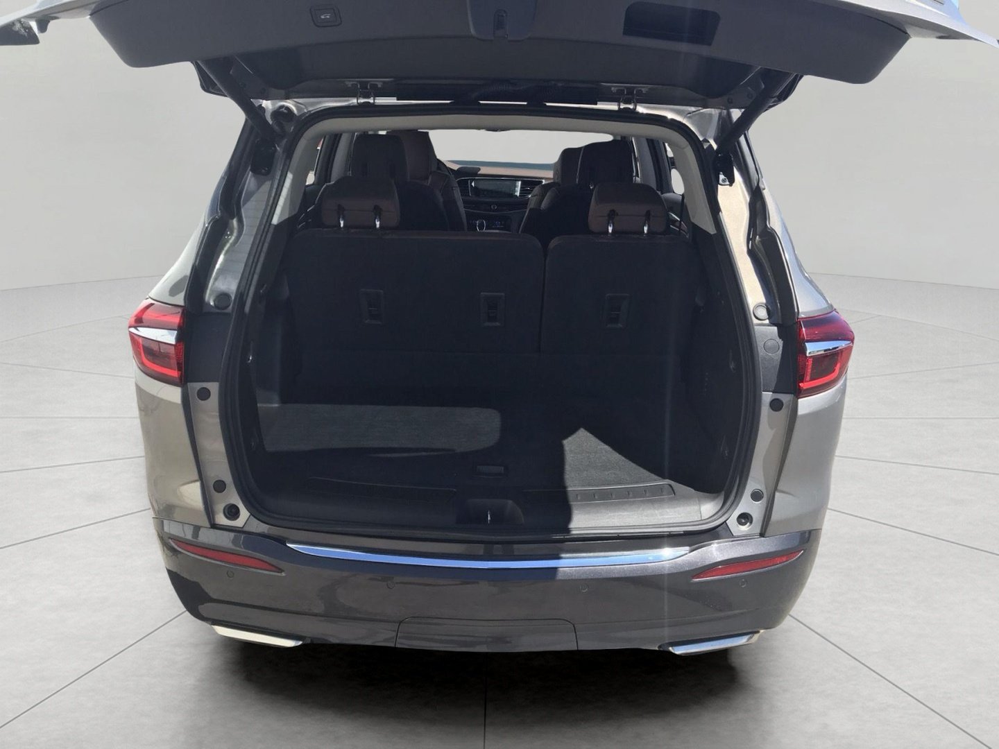 Certified 2018 Buick Enclave Avenir w/ Avenir Technology Package FWD image 32