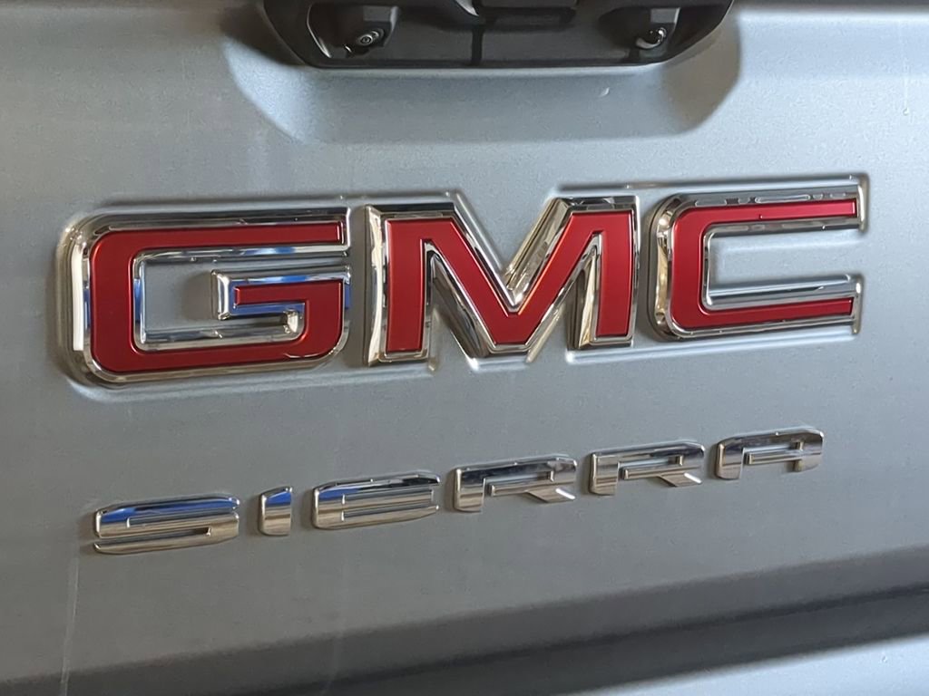 Used 2025 GMC Sierra 1500 Elevation image 20